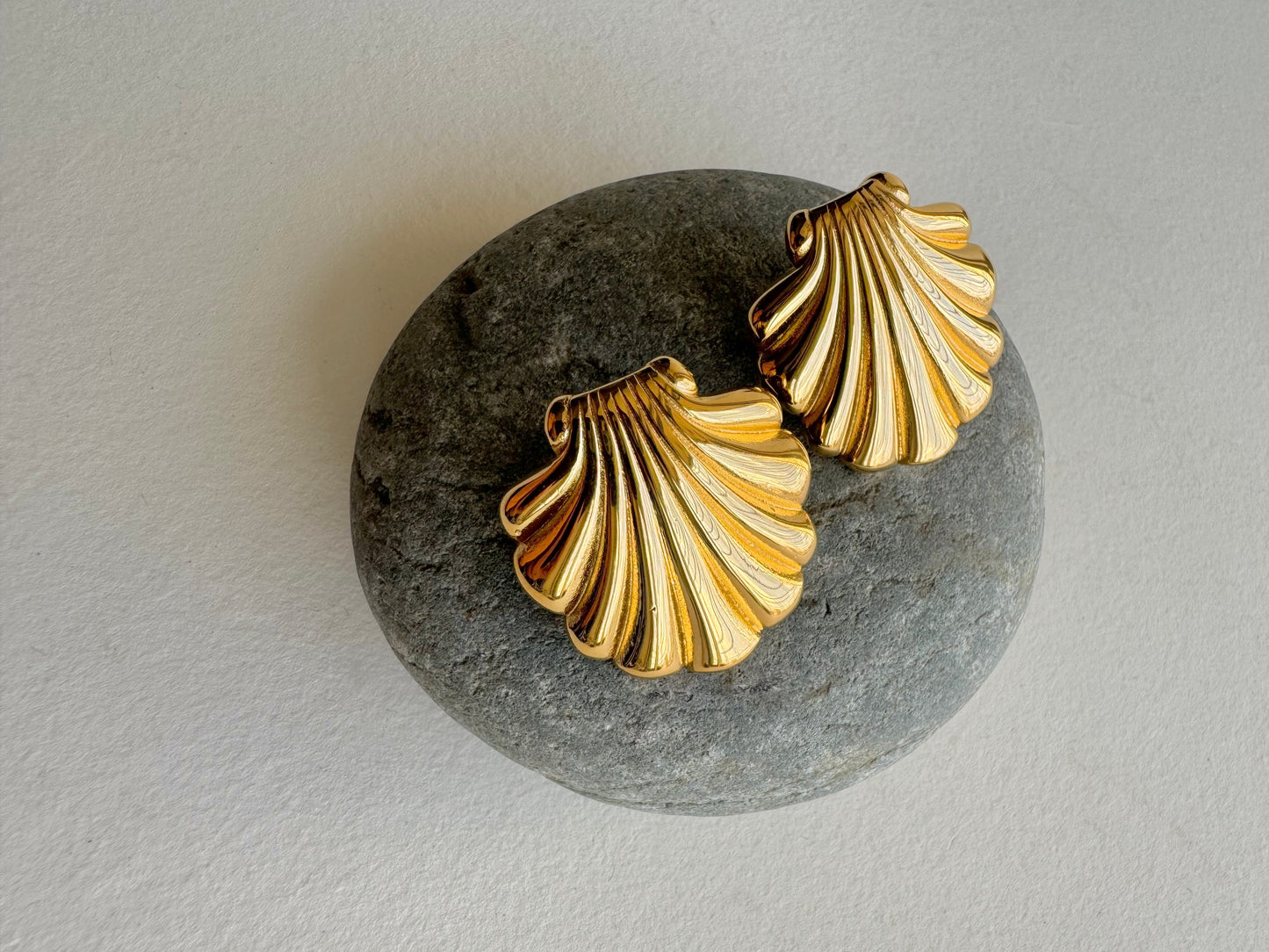 Nia Earrings - 18k Gold Plated