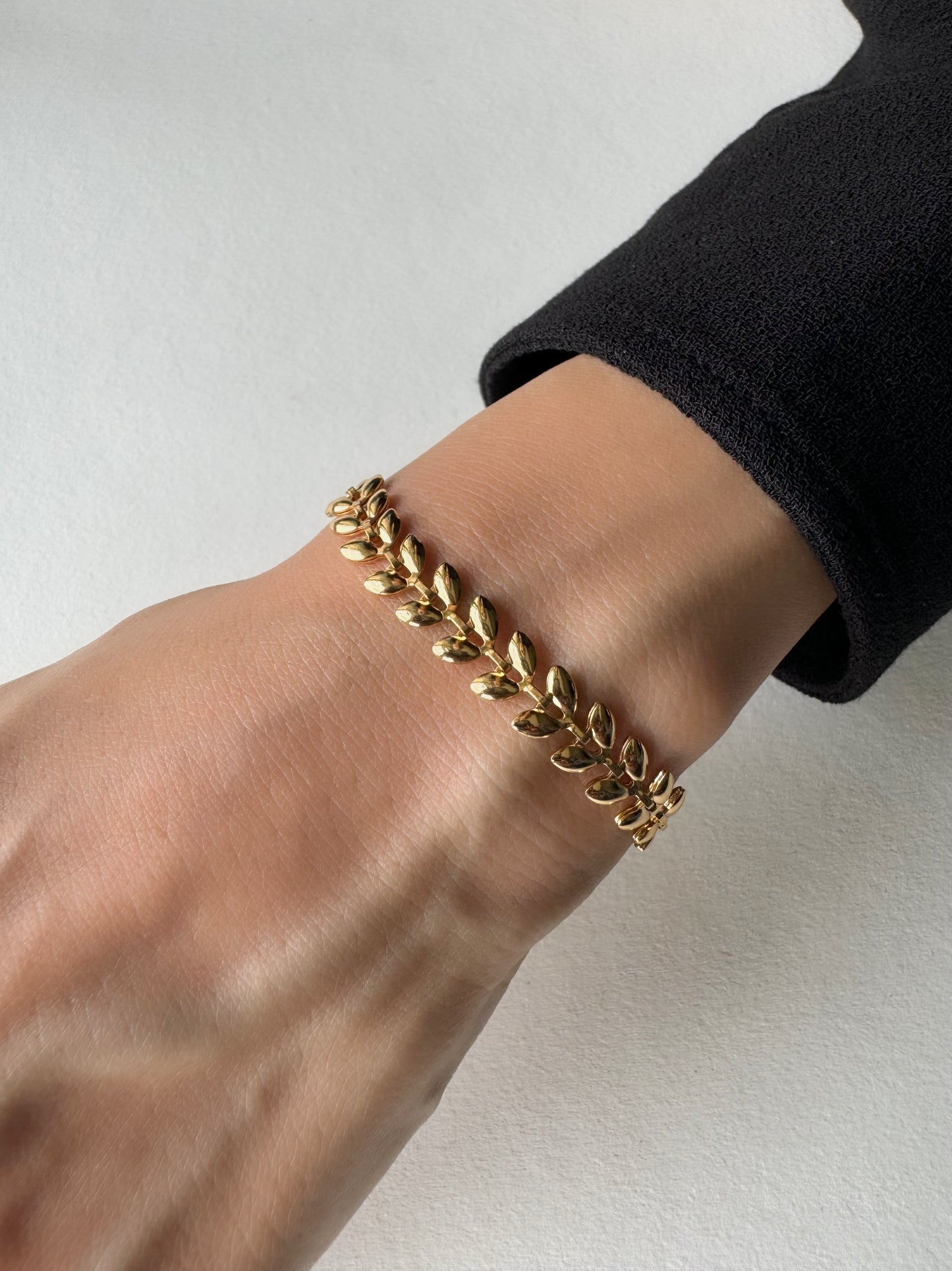 Nina Bracelet-18k Gold Plated