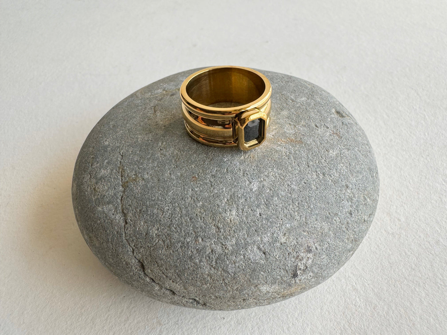 Sabrina Ring - 18k Gold Plated